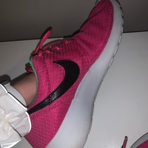 Pink Roshes